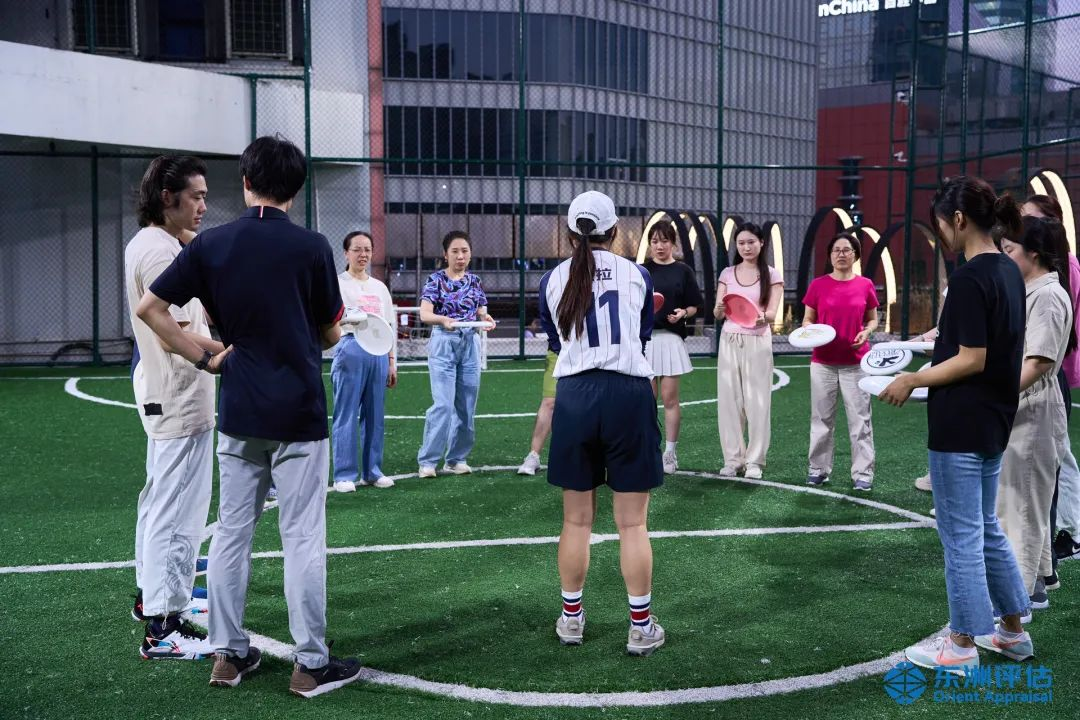 不朽情缘评估工会飞盘｜周五一起玩，让快乐“飞起来”??